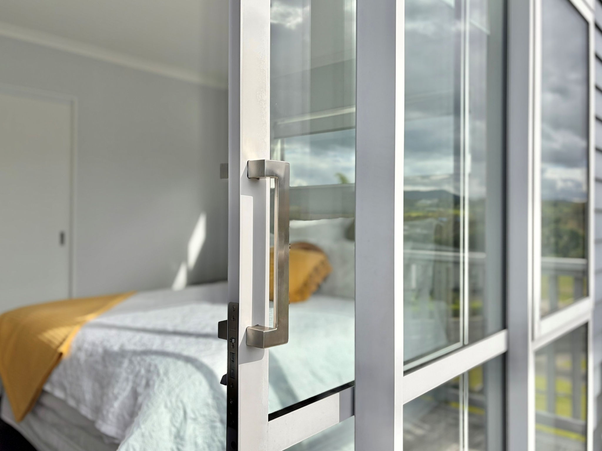 sliding-door-lock