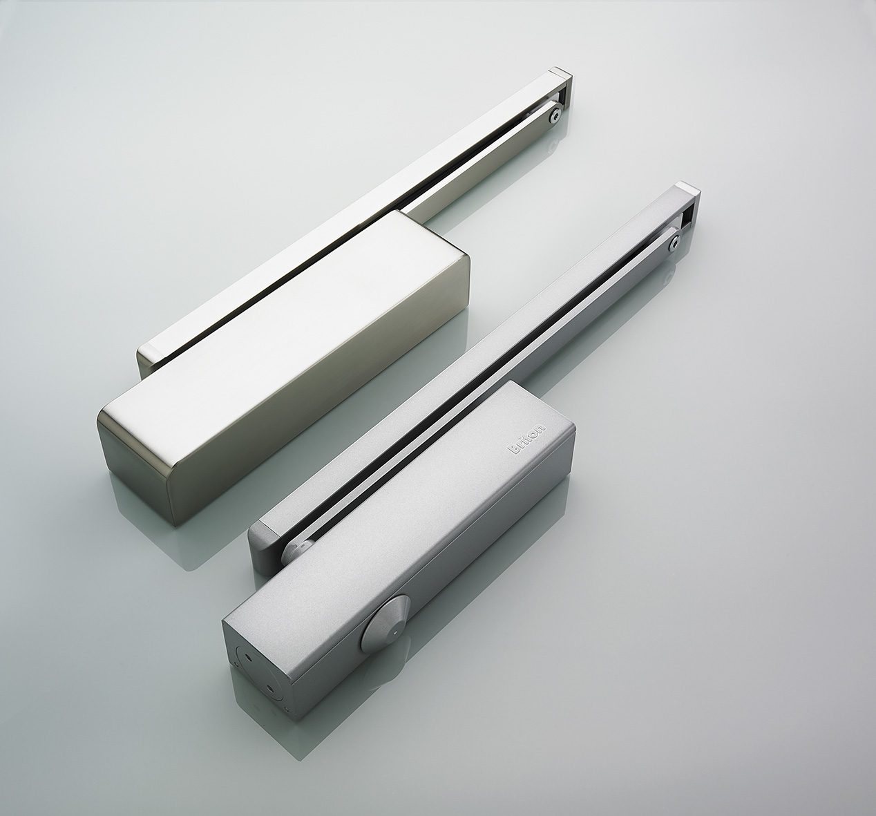 Briton 7500 Series Floor Springs